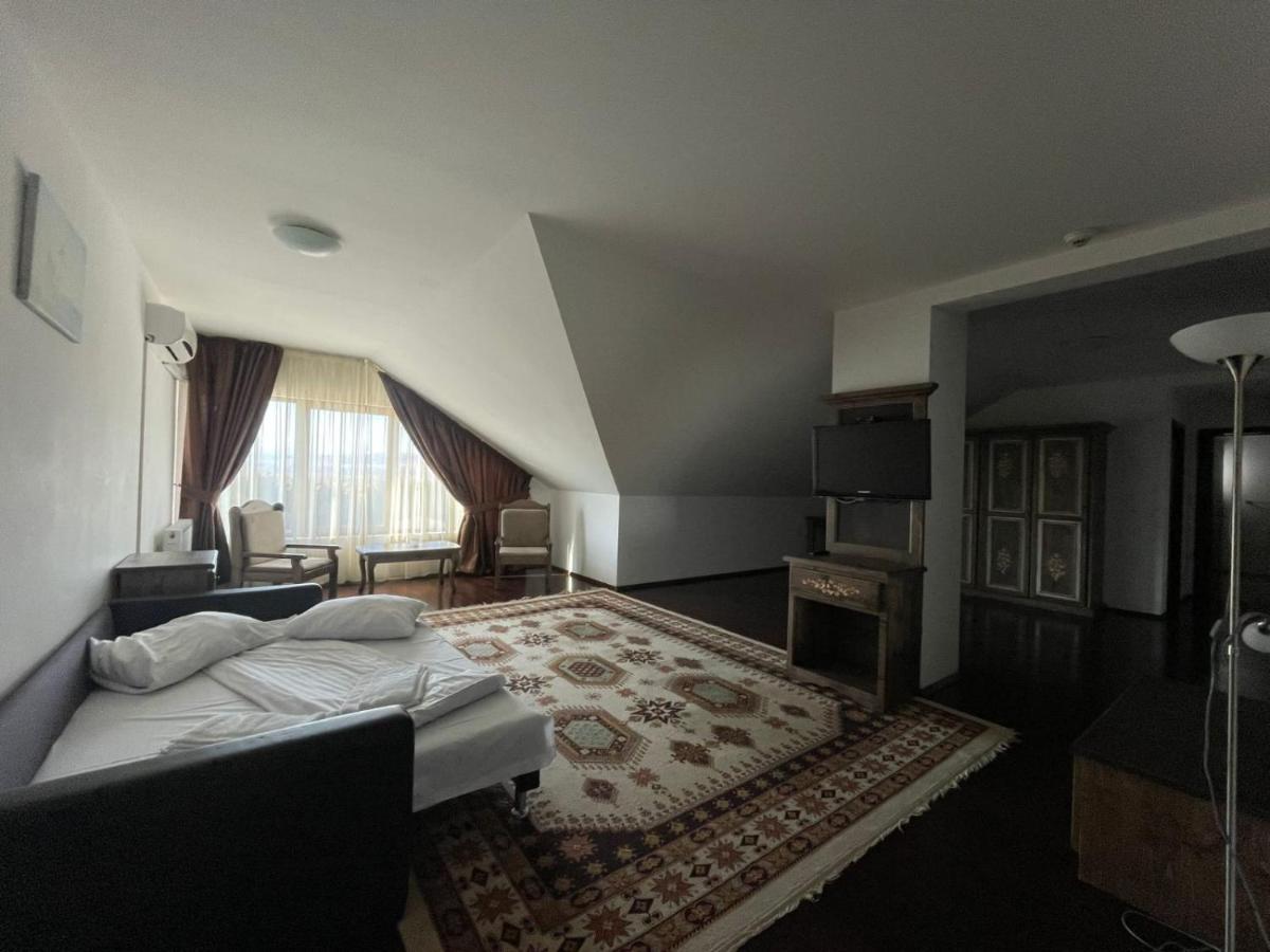 Complex Panicel Rîşnov Exteriér fotografie