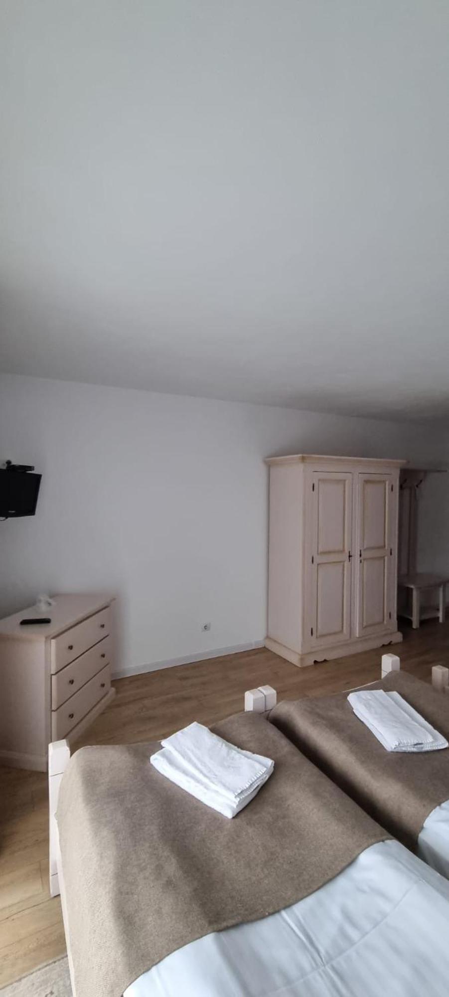 Complex Panicel Rîşnov Exteriér fotografie